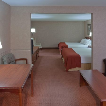 Holiday Inn Express Hotel & Suites Deadwood-Gold Dust Casino, An Ihg Hotel Екстериор снимка